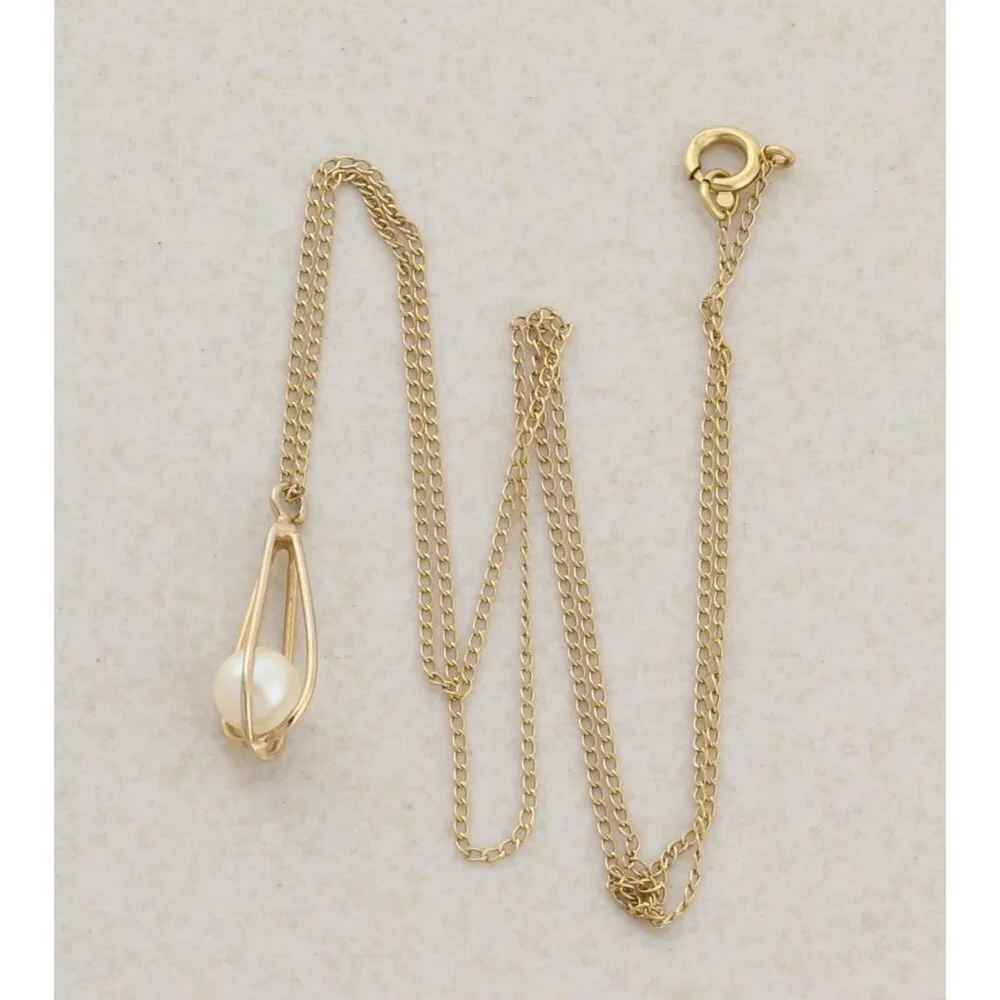 14k Yellow Gold Freshwater Pearl Necklace 15" Chain Petite Woman Teen Child - Picture 1 of 8